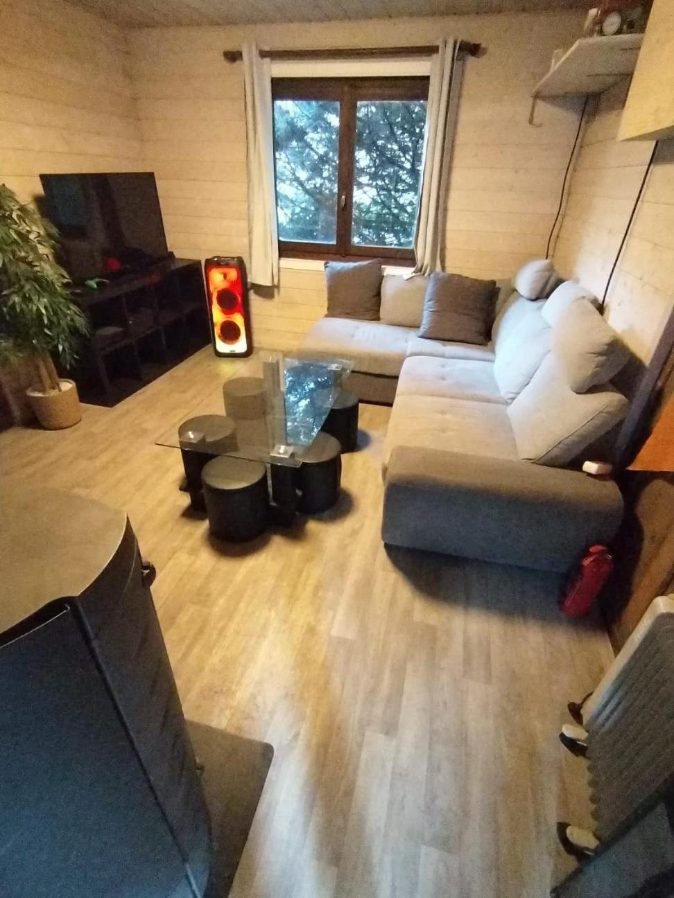 Chalet 8 Personnes + Grand Terrain Et Riviere Entremont Exterior foto